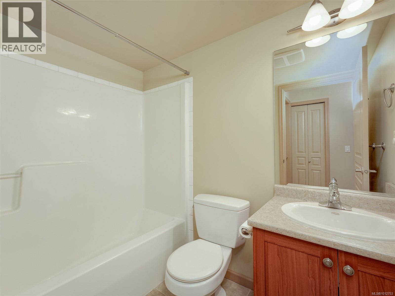 306 663 Goldstream Avenue, Langford