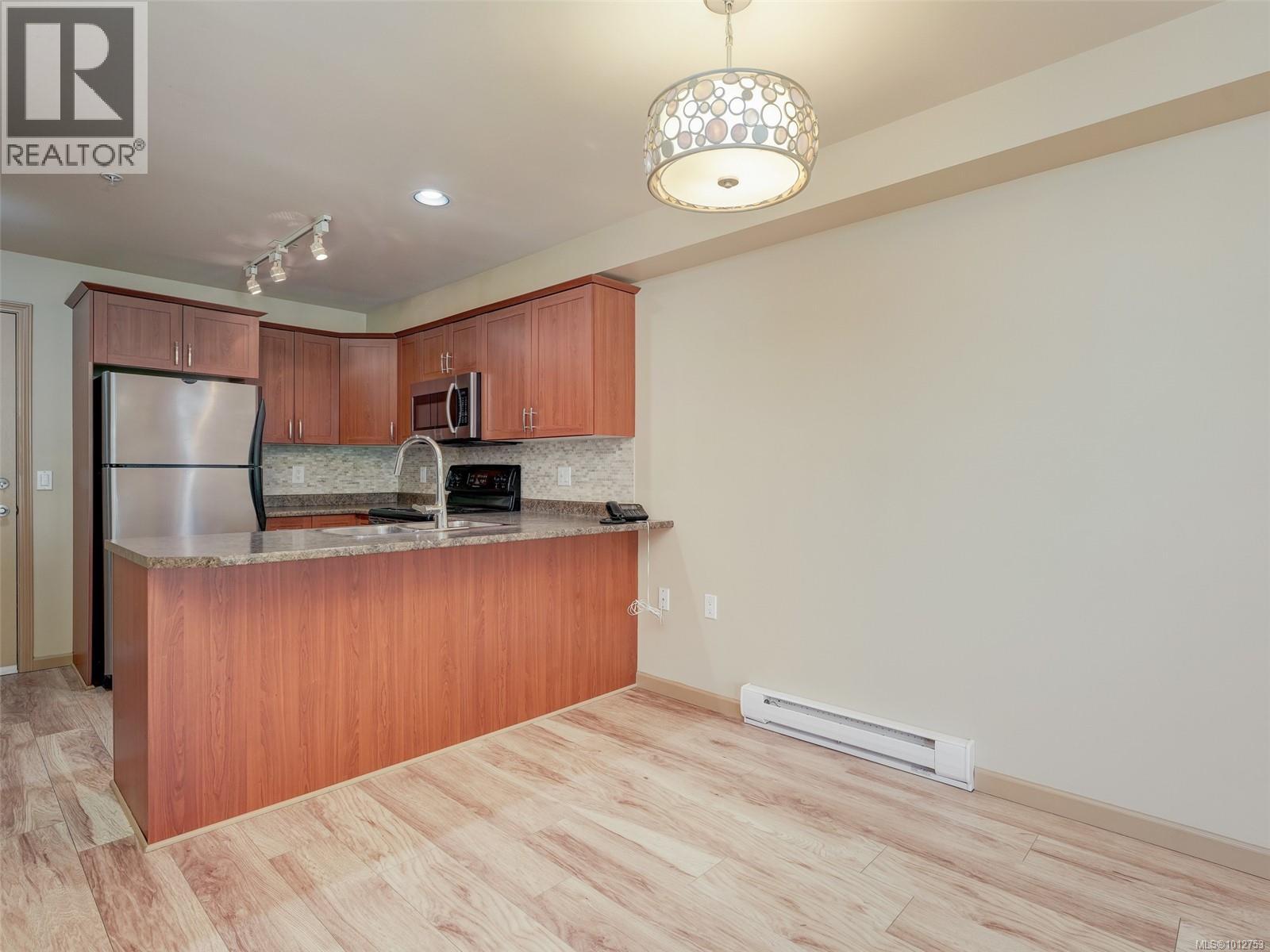 306 663 Goldstream Avenue, Langford