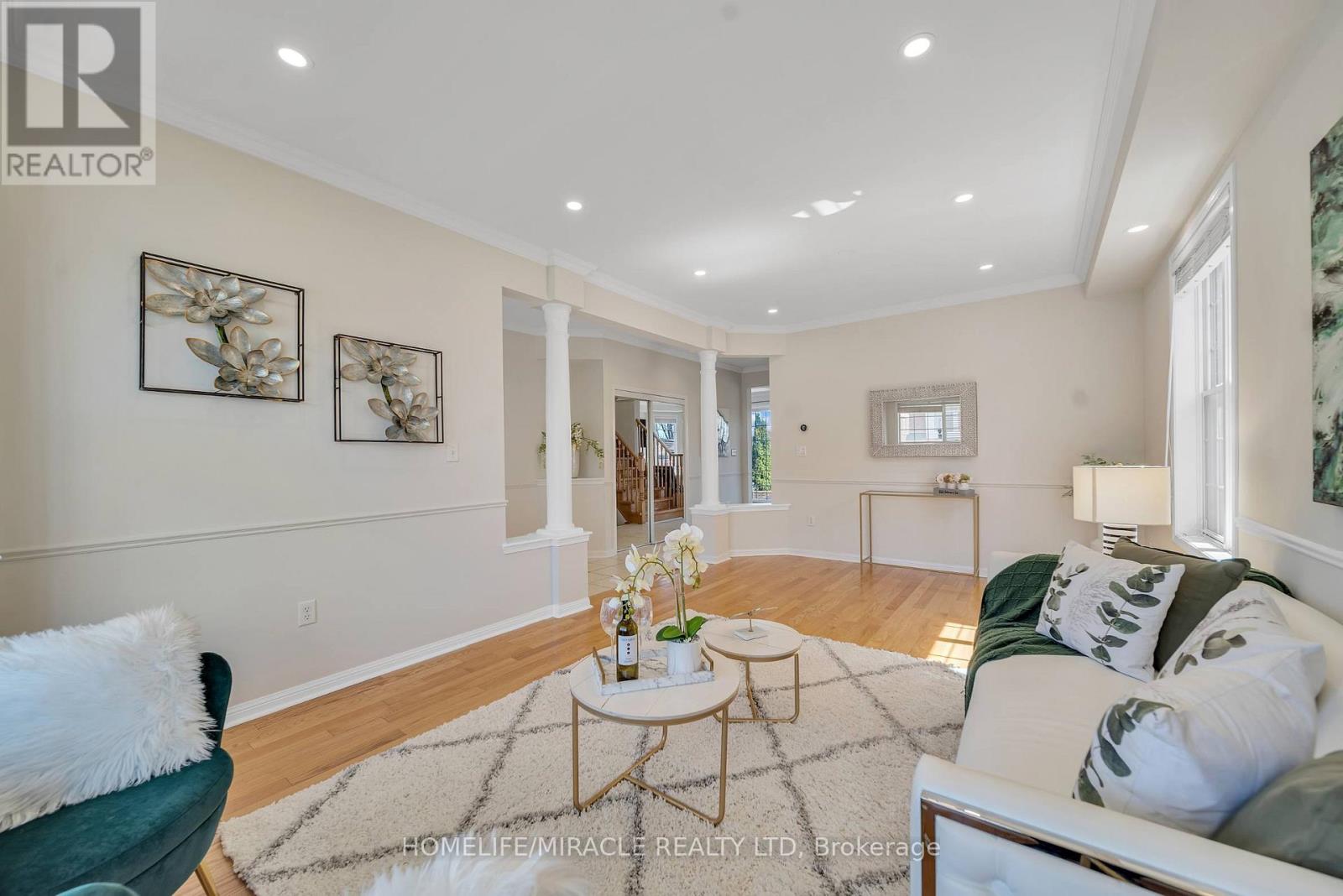 13 BONAVISTA DRIVE - 13
