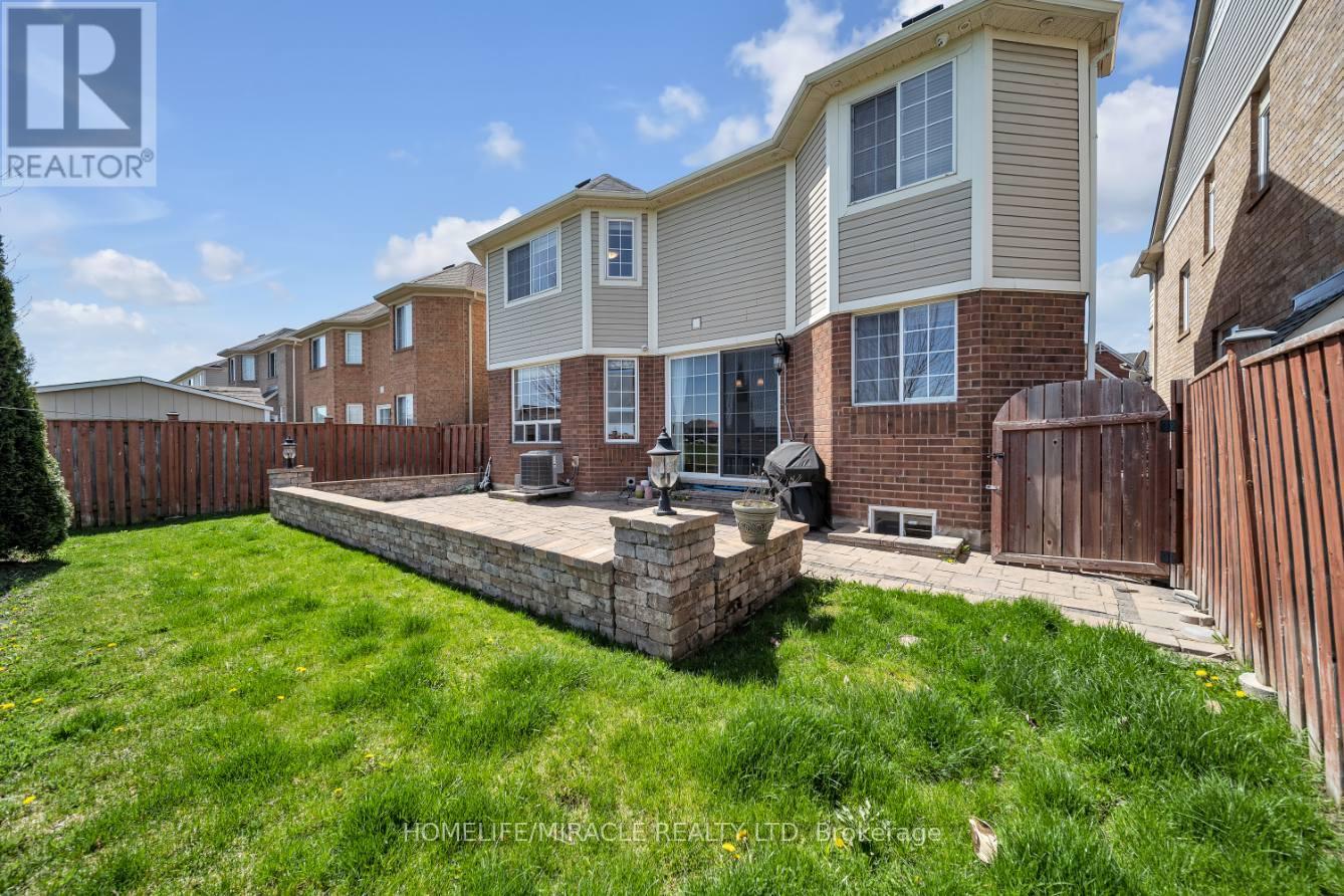 13 BONAVISTA DRIVE - 47