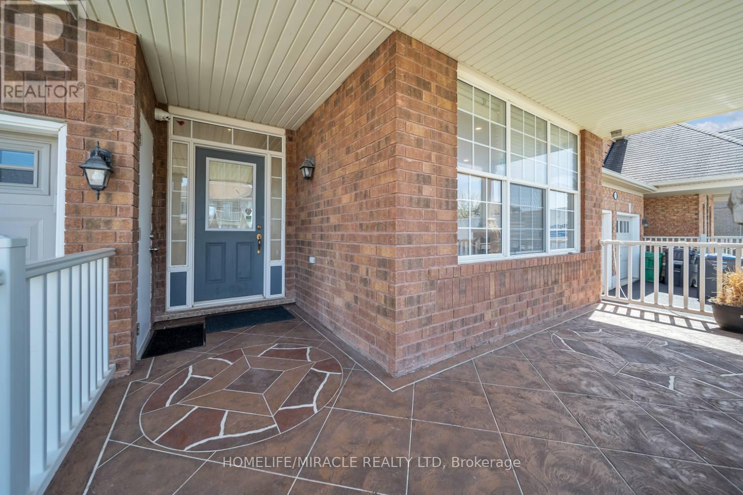 13 BONAVISTA DRIVE - 9