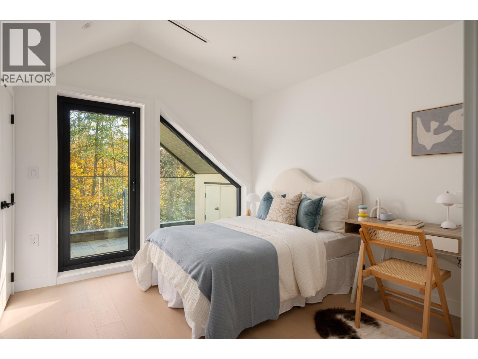 2 4018 W 21ST AVENUE, Vancouver