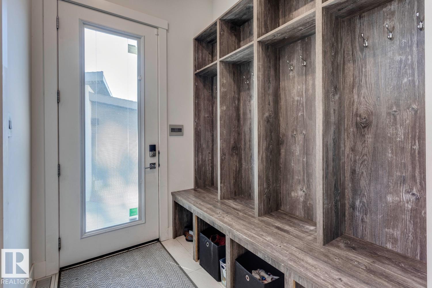 14643 92A AV NW, Edmonton