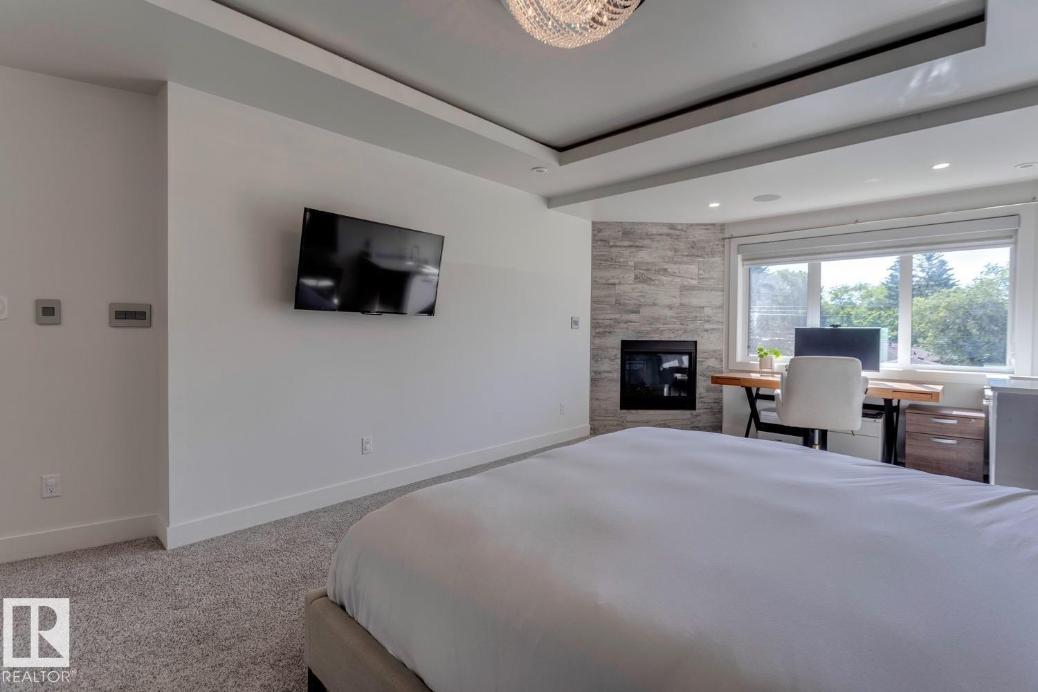 14643 92A AV NW, Edmonton