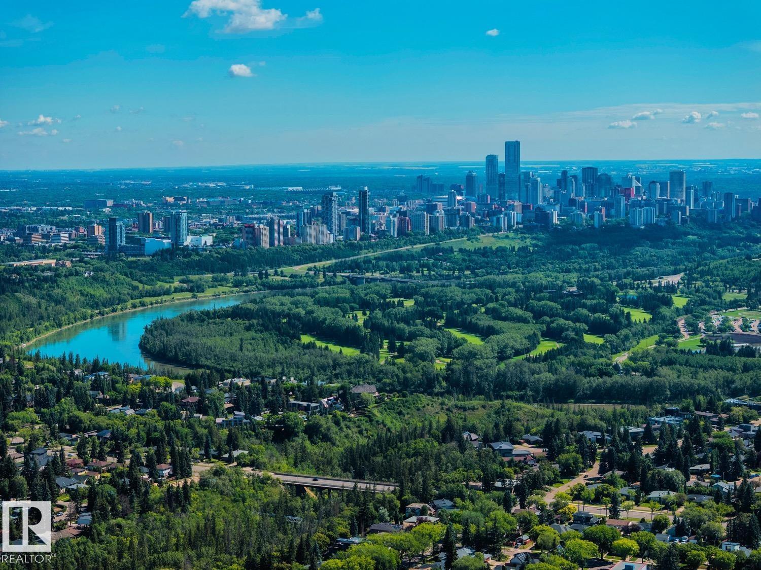 14643 92A AV NW, Edmonton