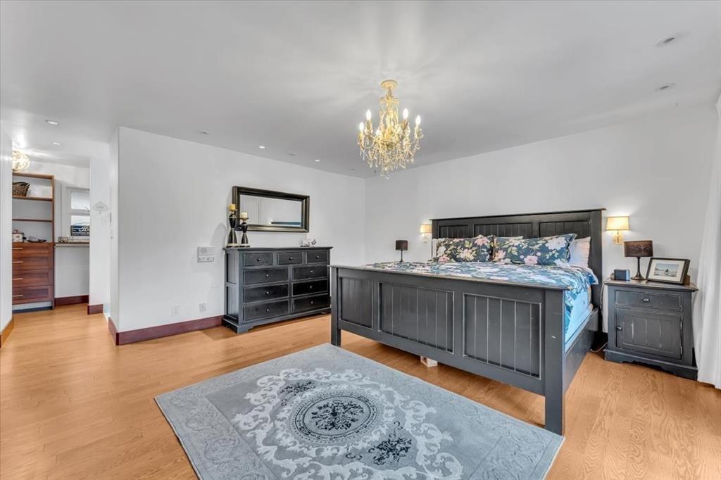 20077 FERNRIDGE CRESCENT, Langley