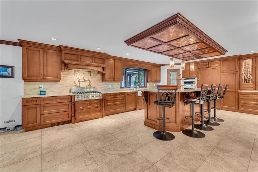 20077 FERNRIDGE CRESCENT, Langley