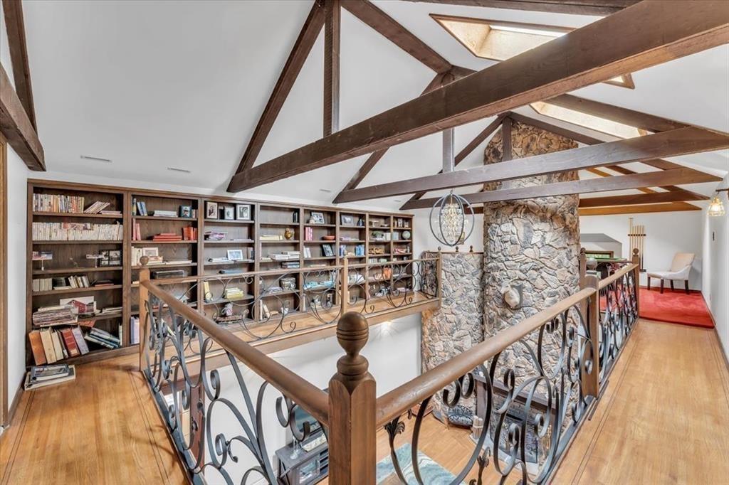 20077 FERNRIDGE CRESCENT, Langley