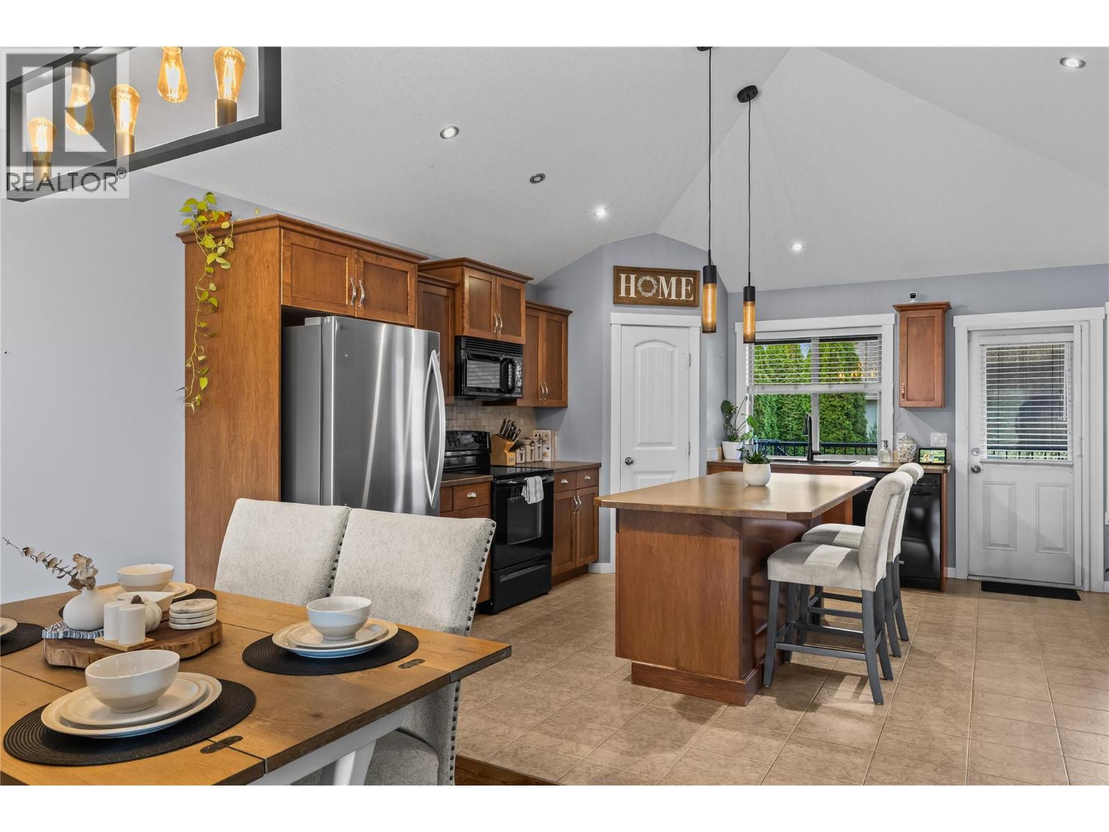  2866 Auburn Road, West Kelowna