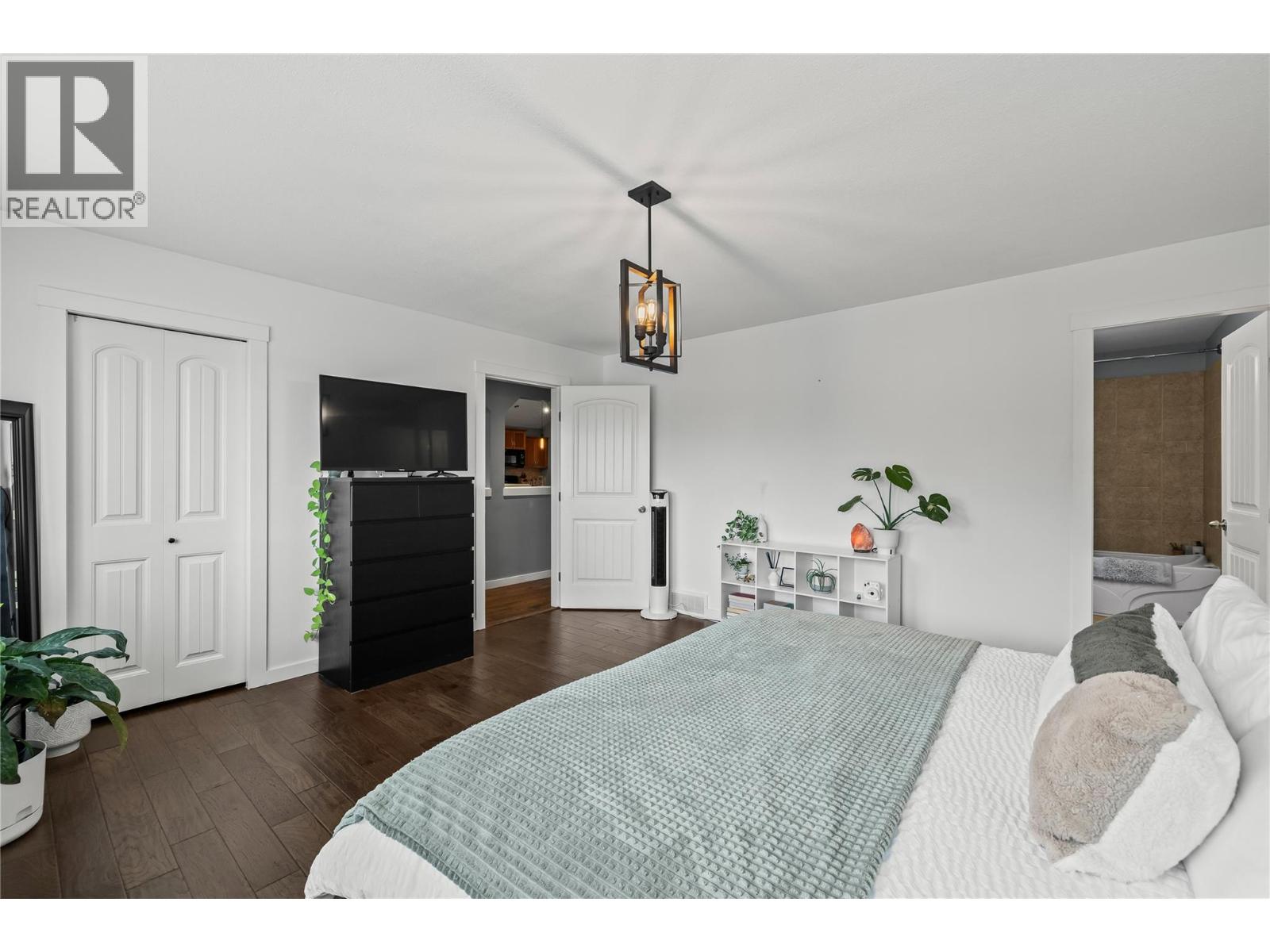  2866 Auburn Road, West Kelowna