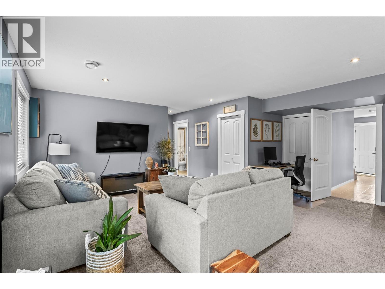  2866 Auburn Road, West Kelowna