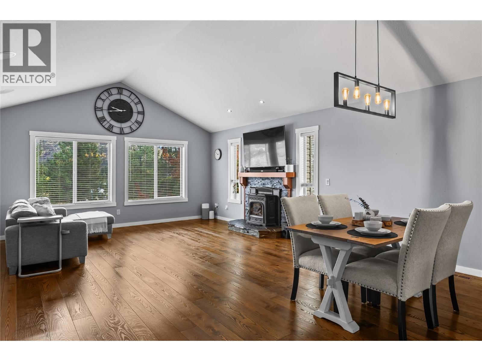  2866 Auburn Road, West Kelowna