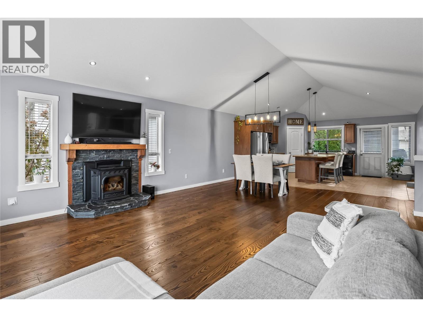  2866 Auburn Road, West Kelowna