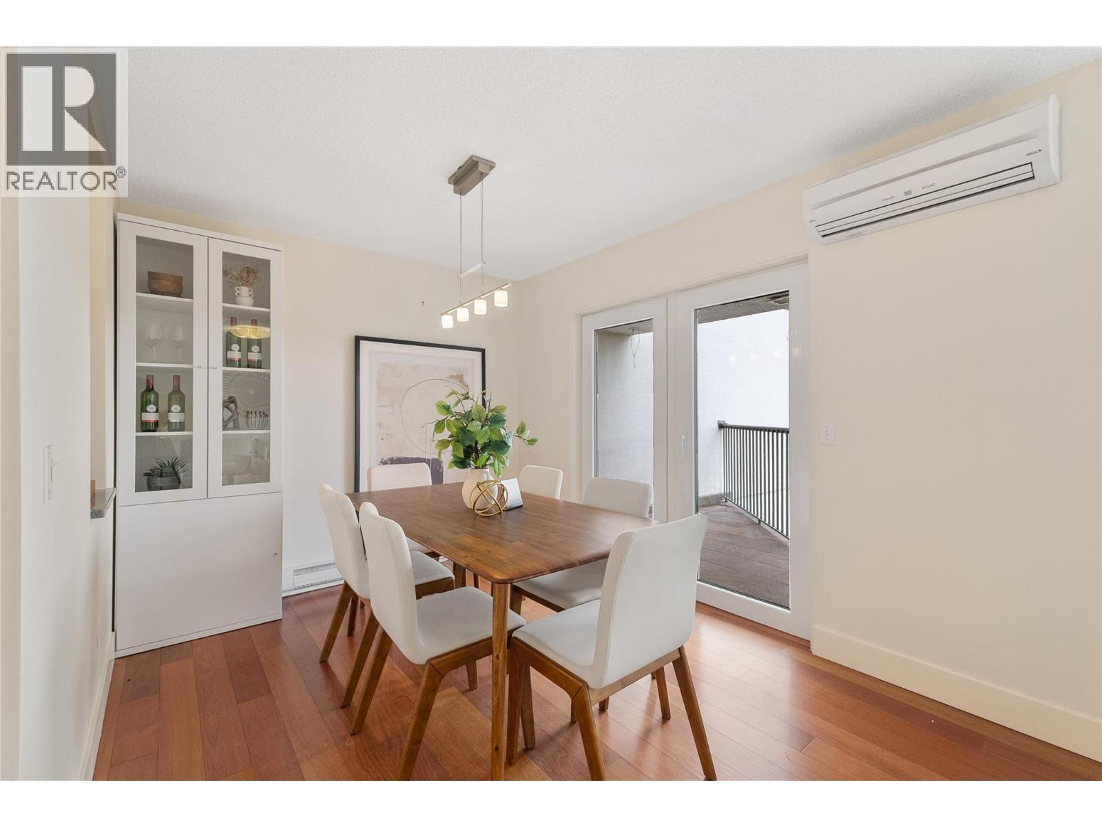 1206 737 Leon Avenue, Kelowna