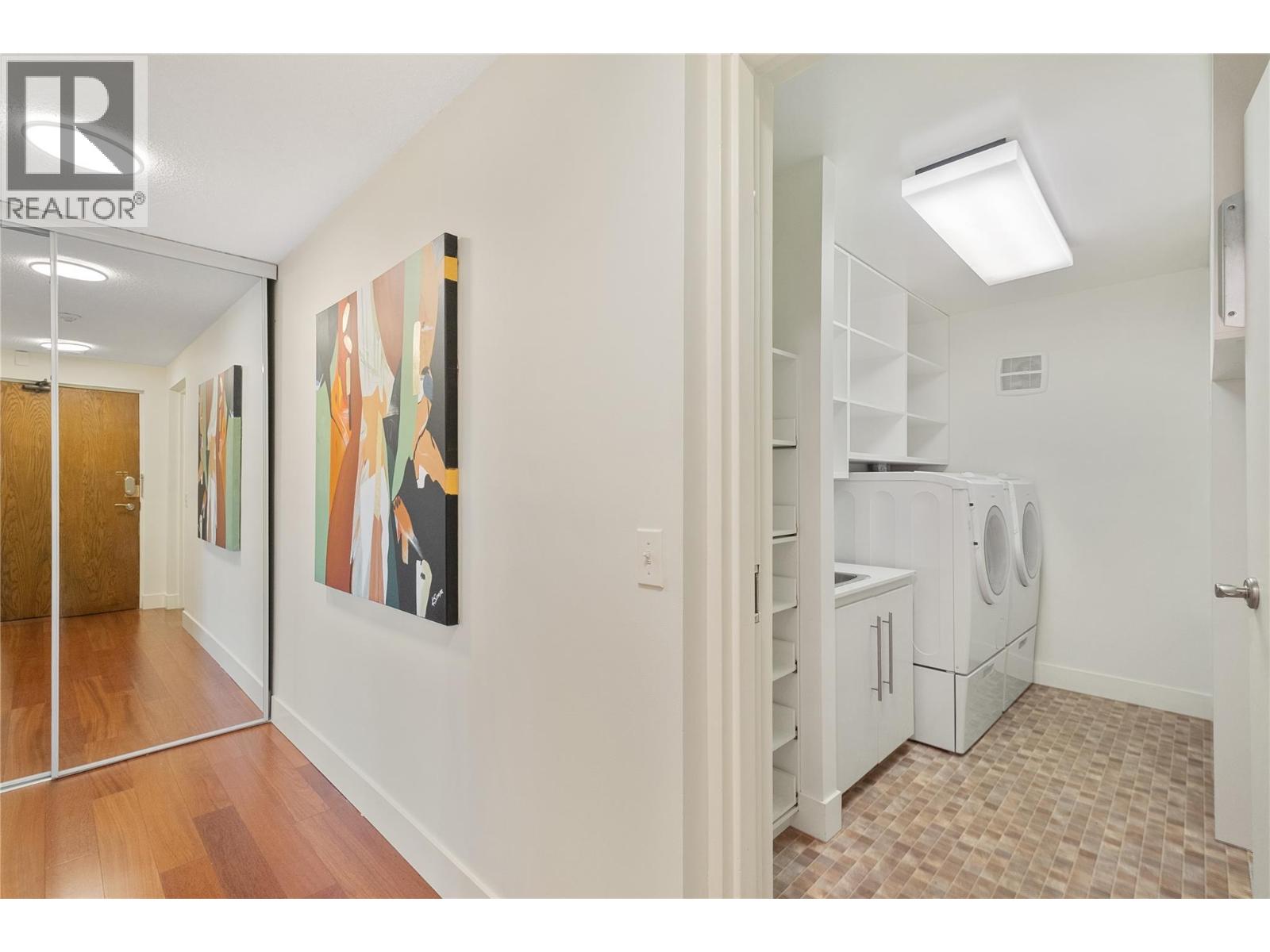 1206 737 Leon Avenue, Kelowna