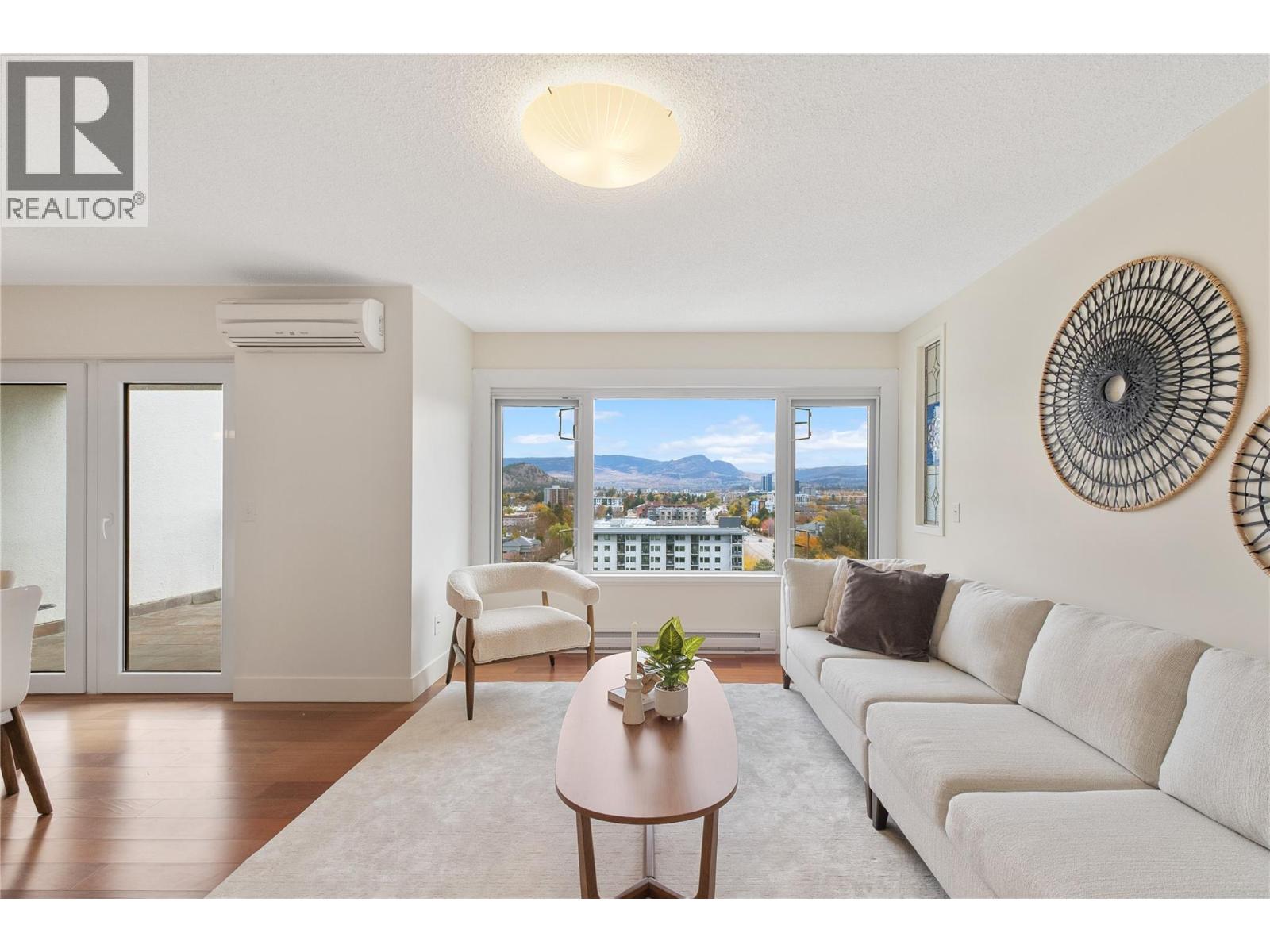 1206 737 Leon Avenue, Kelowna