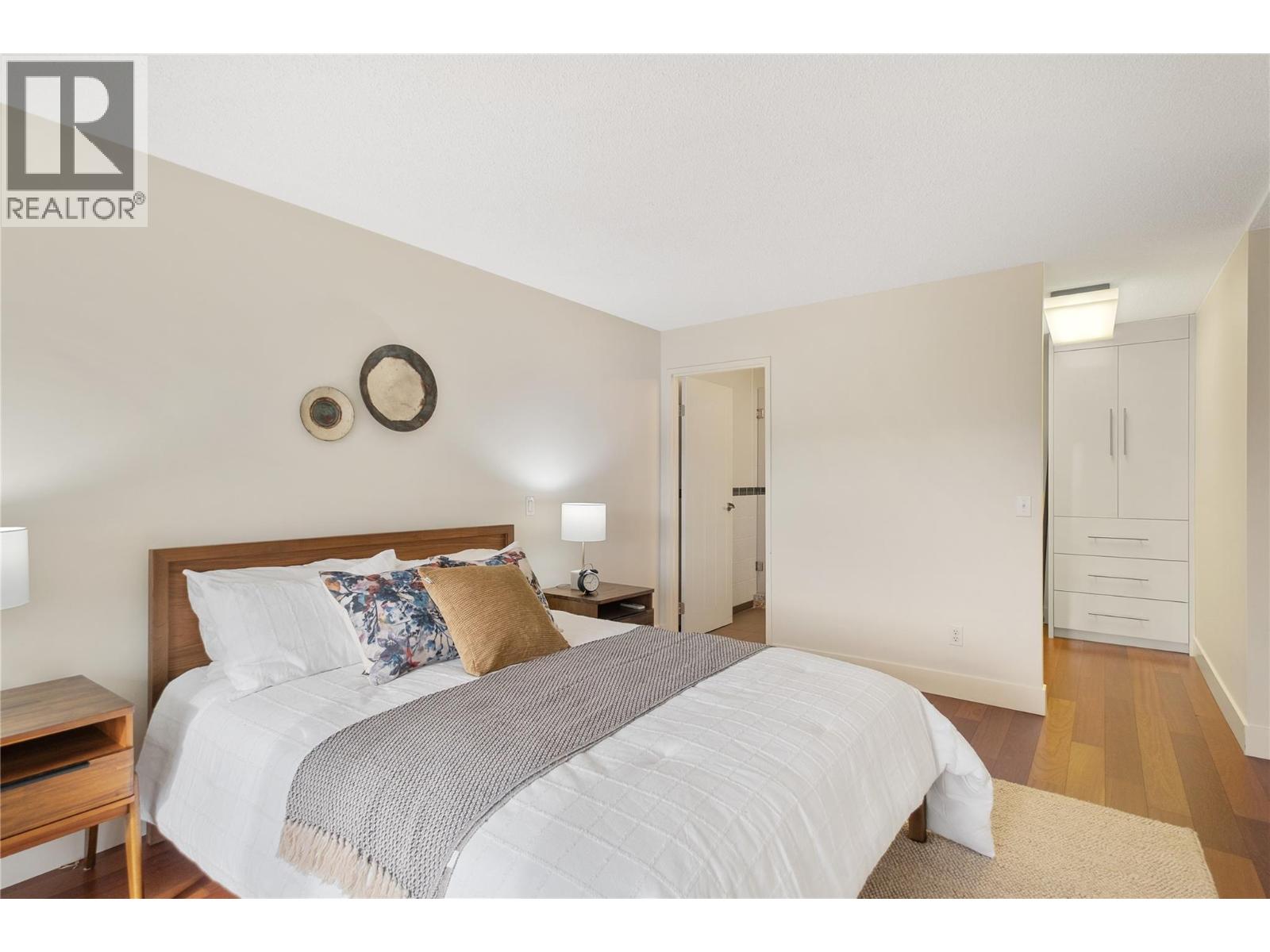 1206 737 Leon Avenue, Kelowna