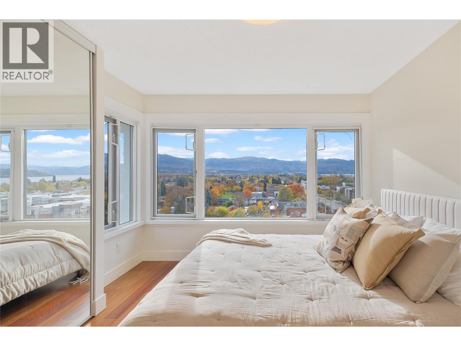 1206 737 Leon Avenue, Kelowna