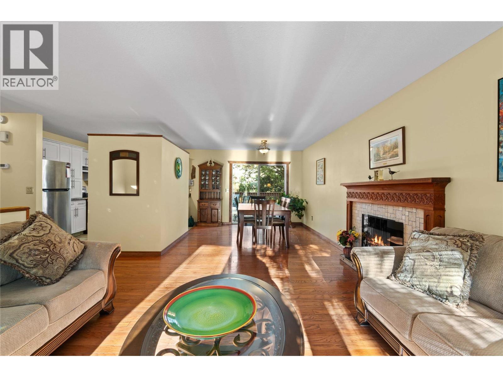  2164 Tomat Avenue, West Kelowna