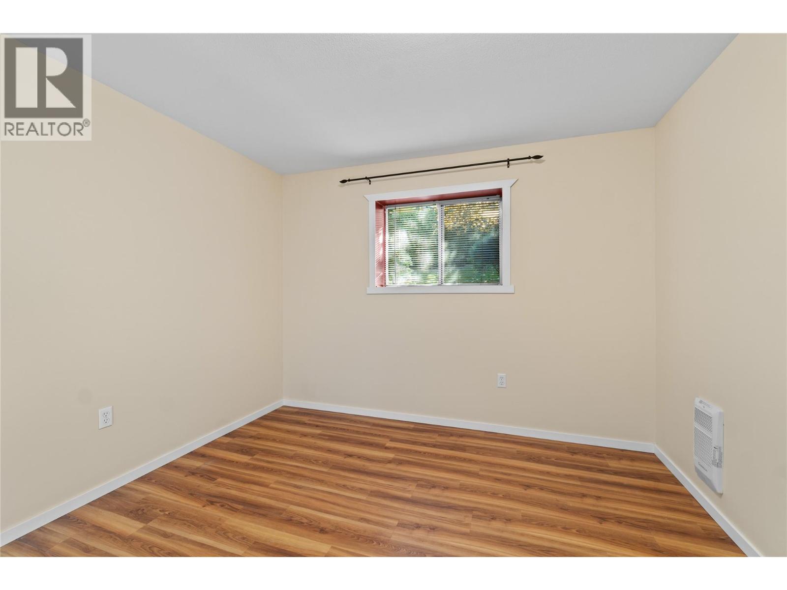  2164 Tomat Avenue, West Kelowna