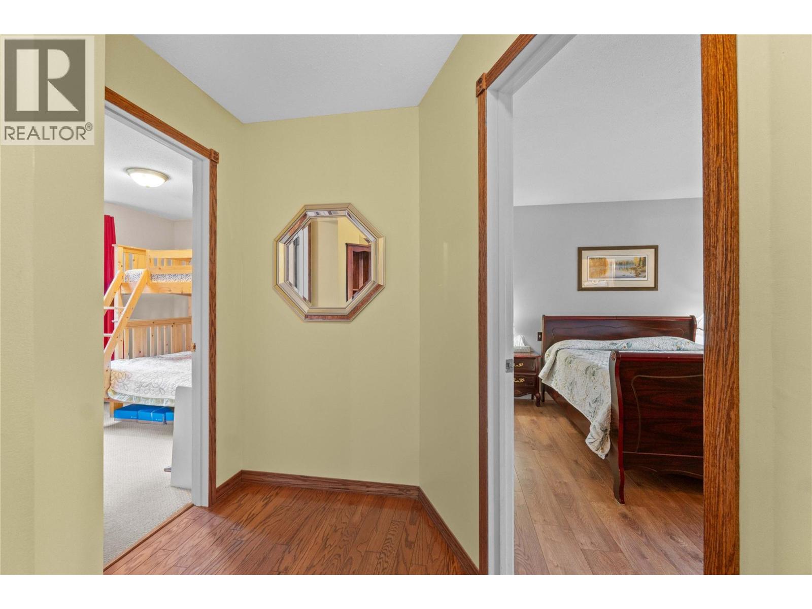  2164 Tomat Avenue, West Kelowna