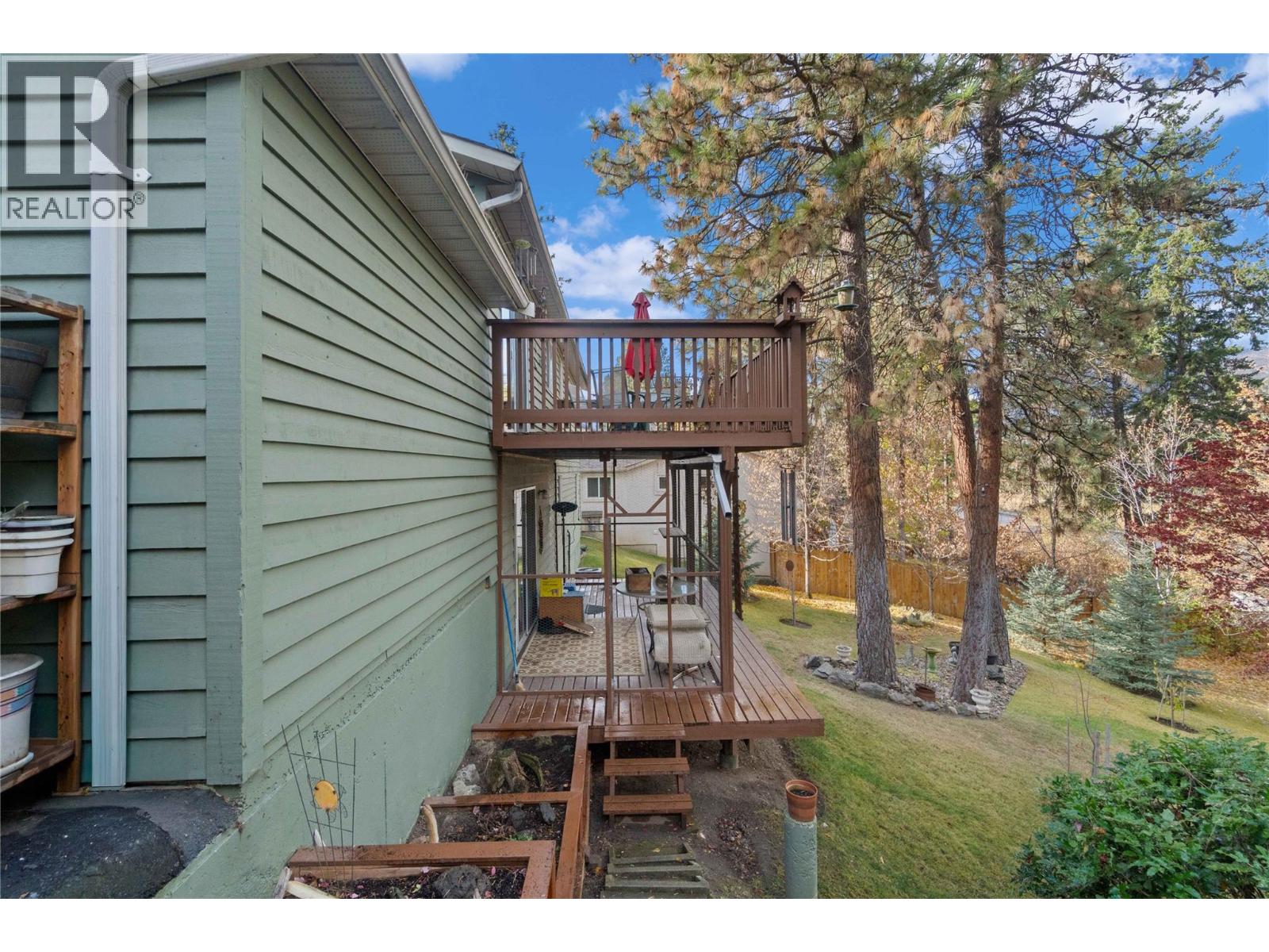  2164 Tomat Avenue, West Kelowna