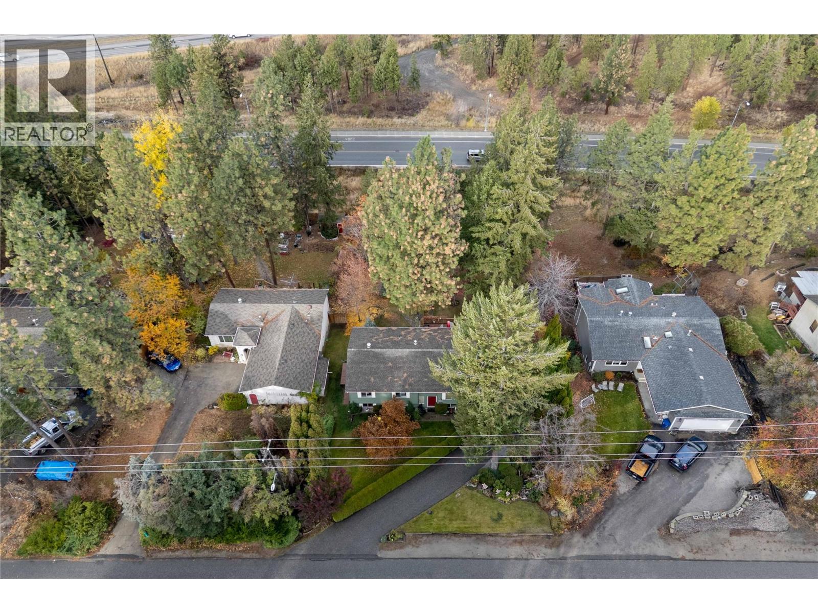  2164 Tomat Avenue, West Kelowna