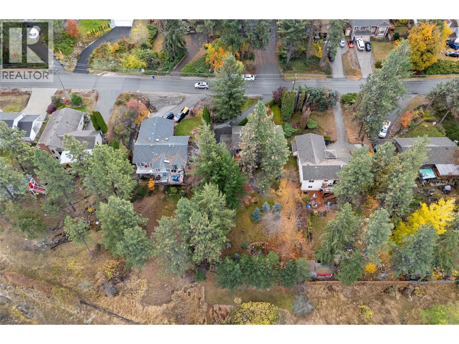  2164 Tomat Avenue, West Kelowna