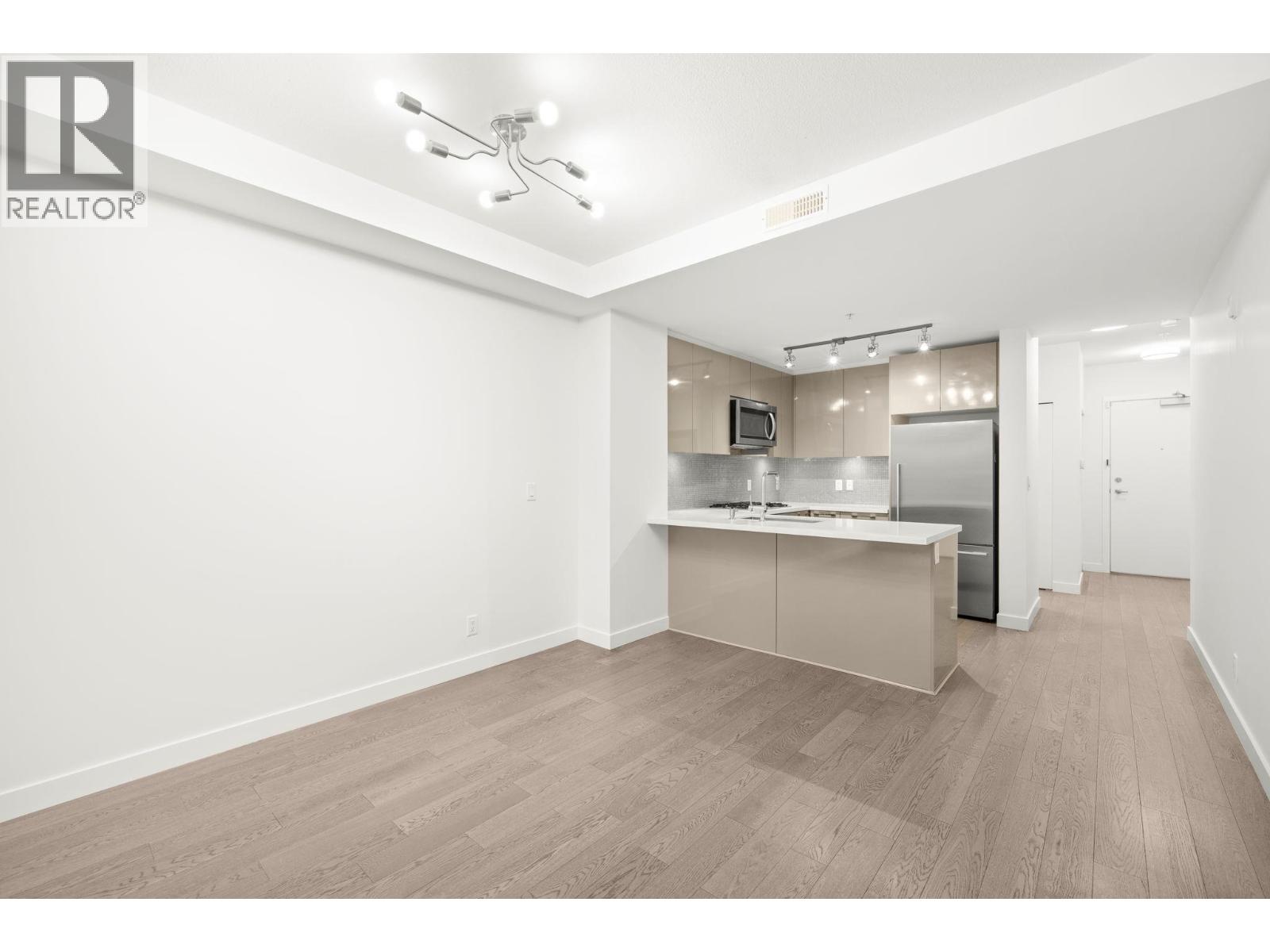 #102-10177 RIVER Drive, Richmond