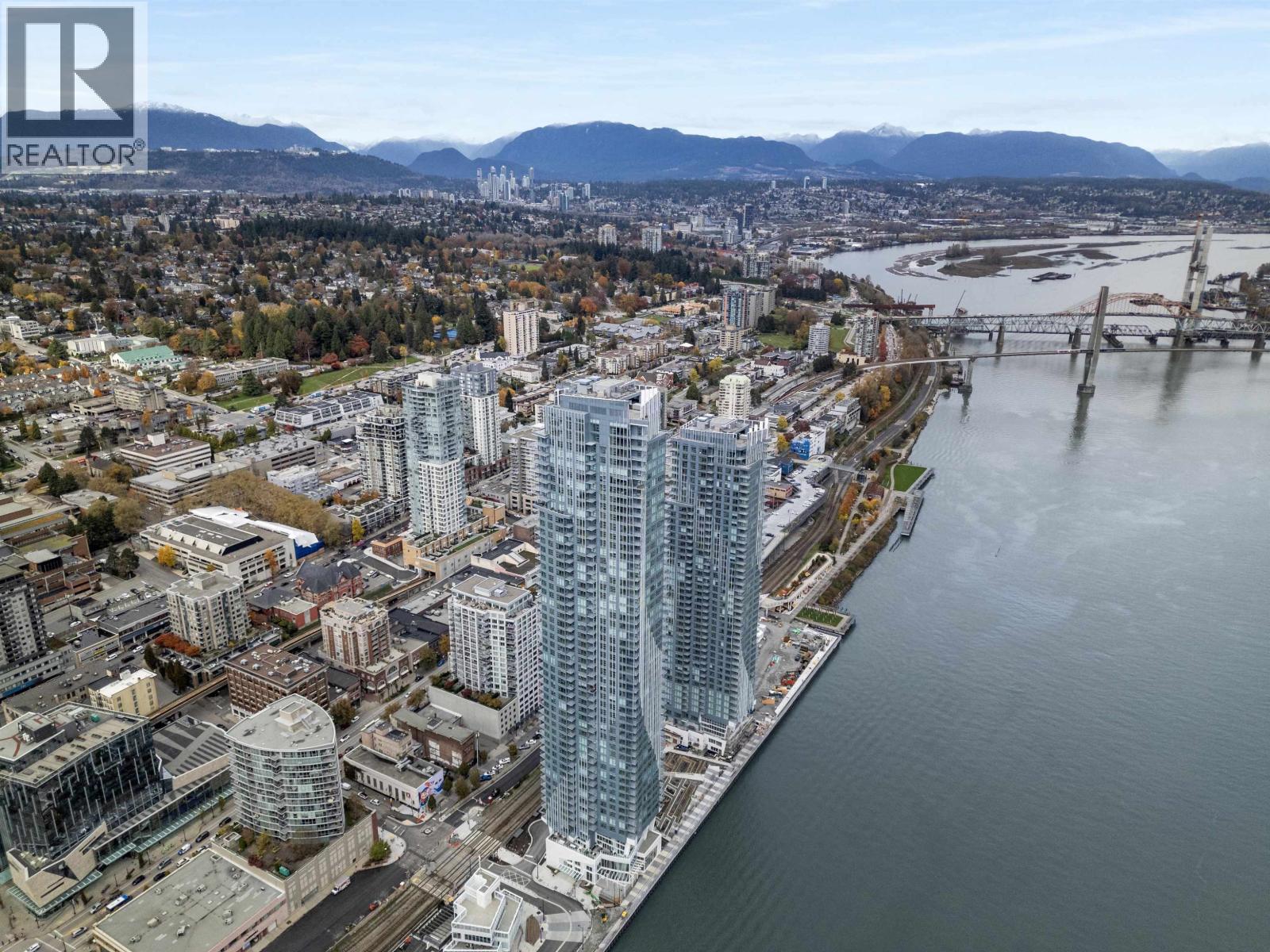 4008 680 QUAYSIDE DRIVE, New Westminster
