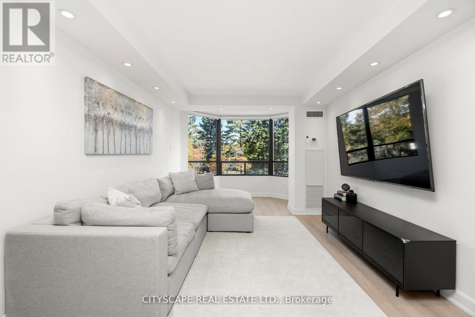 209 - 7460 BATHURST STREET - Photo 5 of 28, Vaughan (Brownridge), Ontario