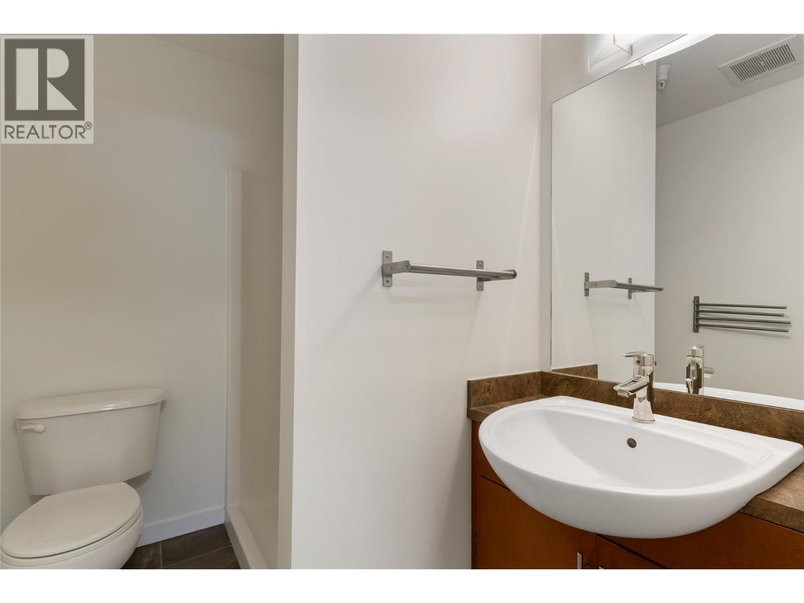 106 4205 27 Street, Vernon