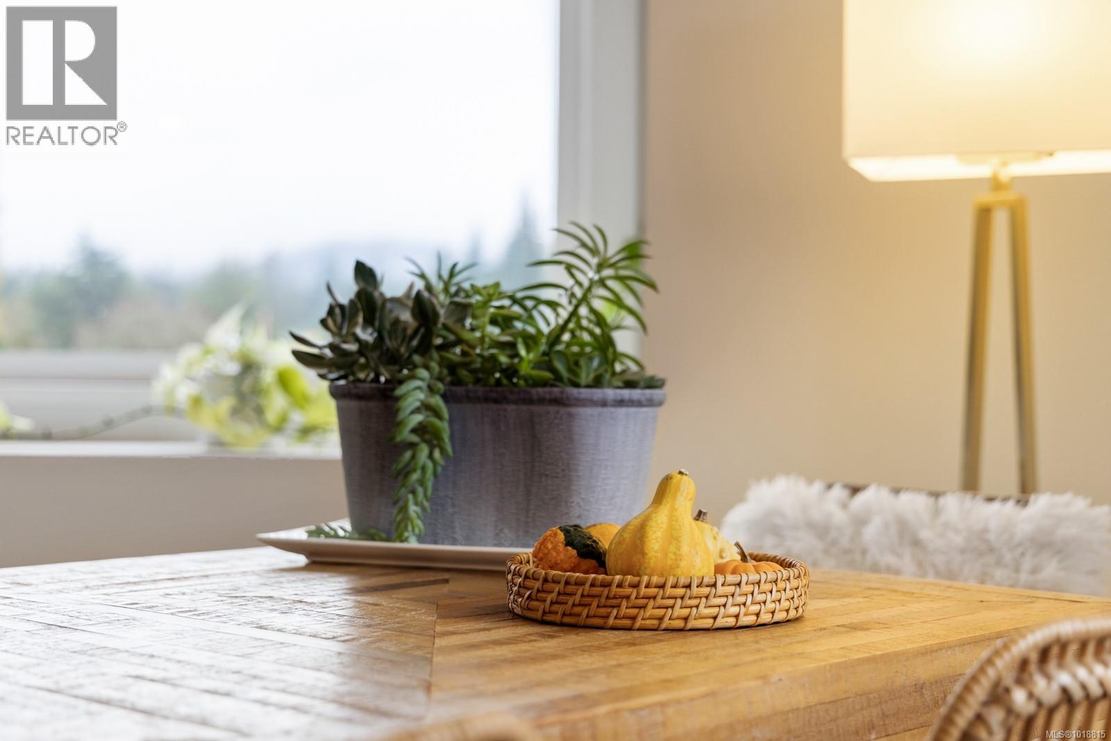 303 7070 West Saanich Rd, Central Saanich