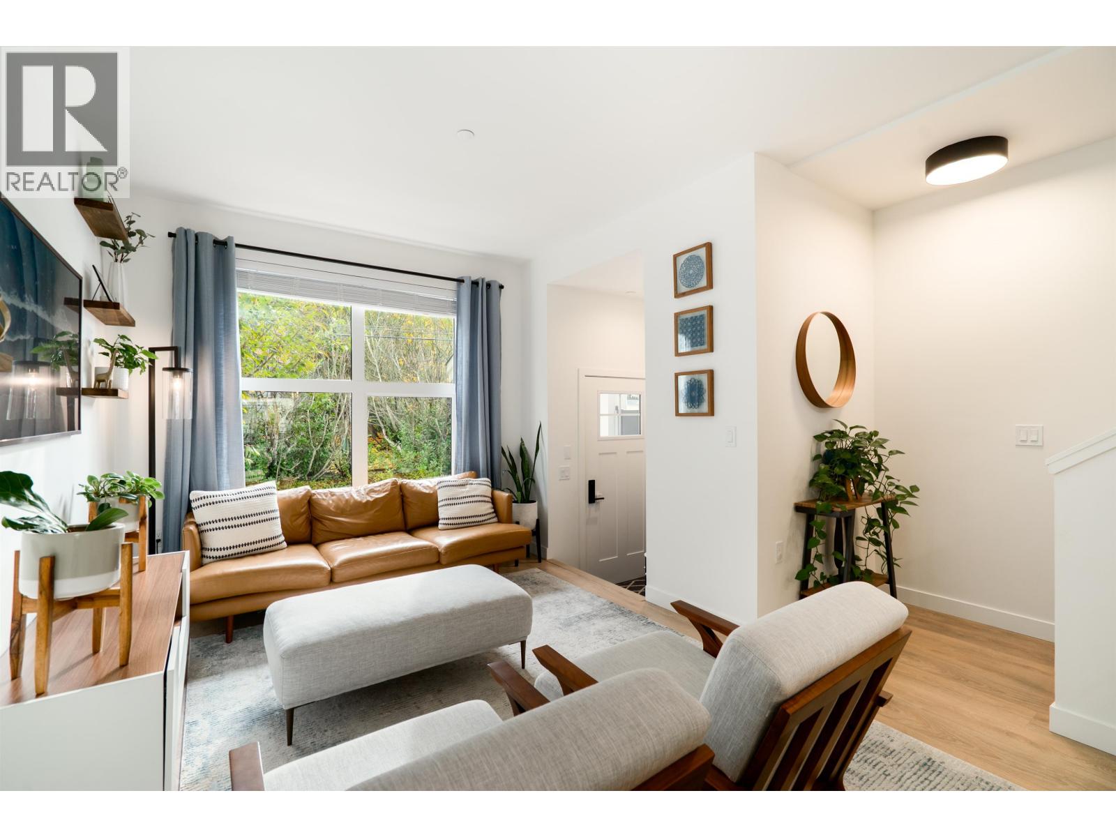 2834 HOPE STREET, Port Moody