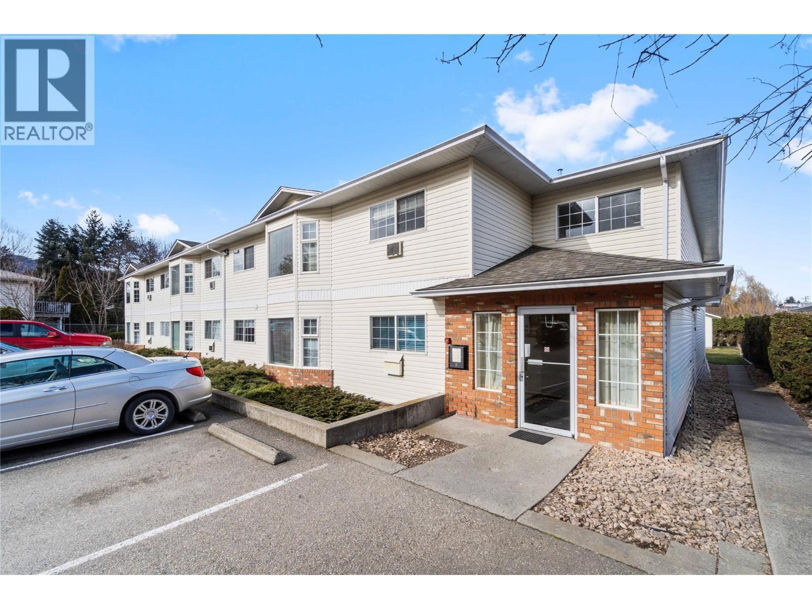 2820 Wolfenden Terrace Unit# 108, Armstrong