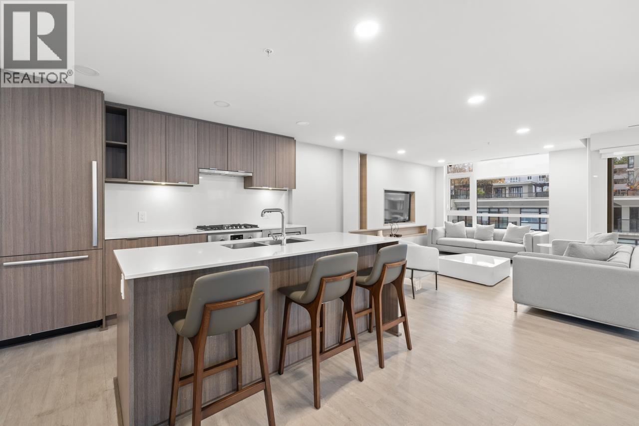 803 618 CARNARVON STREET, New Westminster