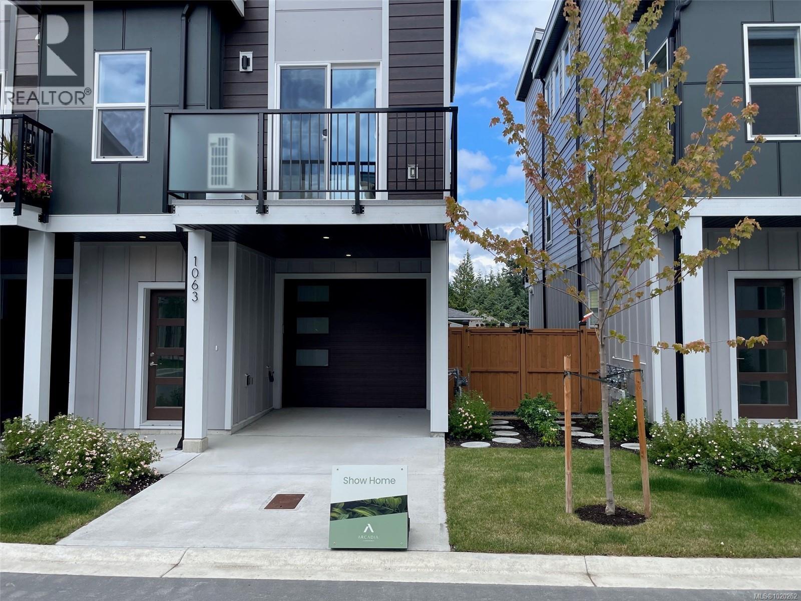 1211 Arcadiawood Crt, Langford