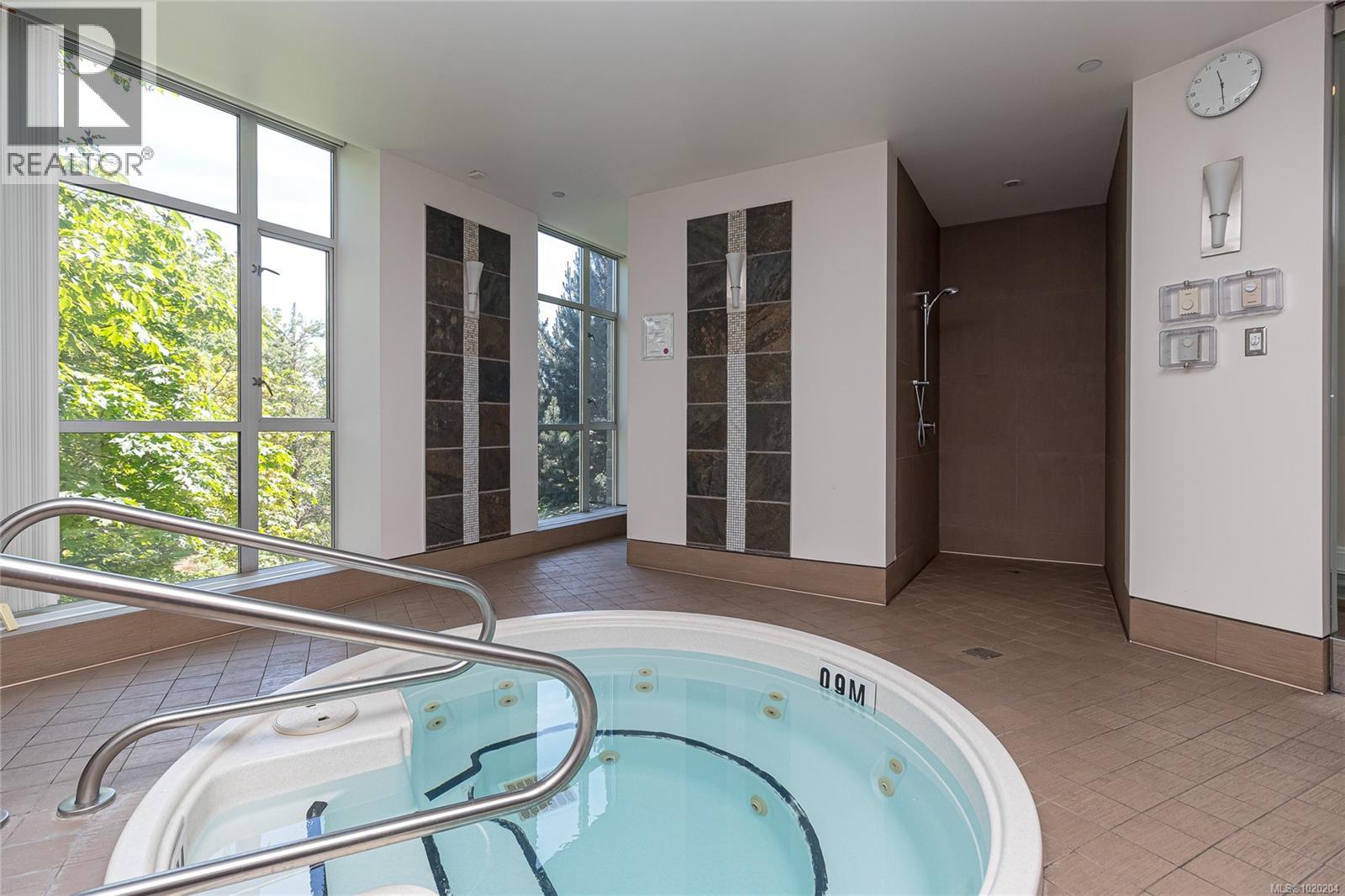 105 100 Saghalie Road, Victoria