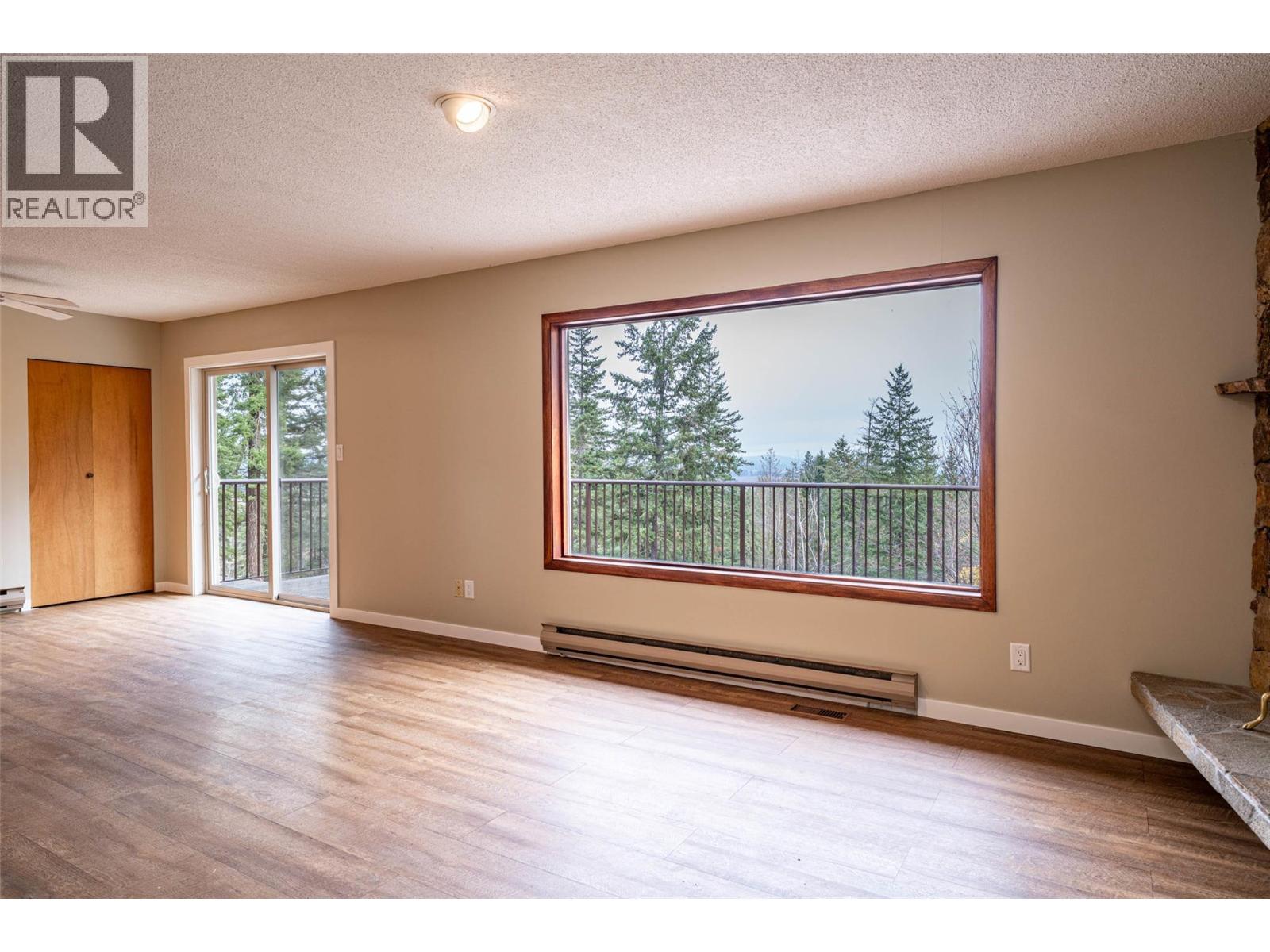  4358 Chamberlain Road, Spallumcheen