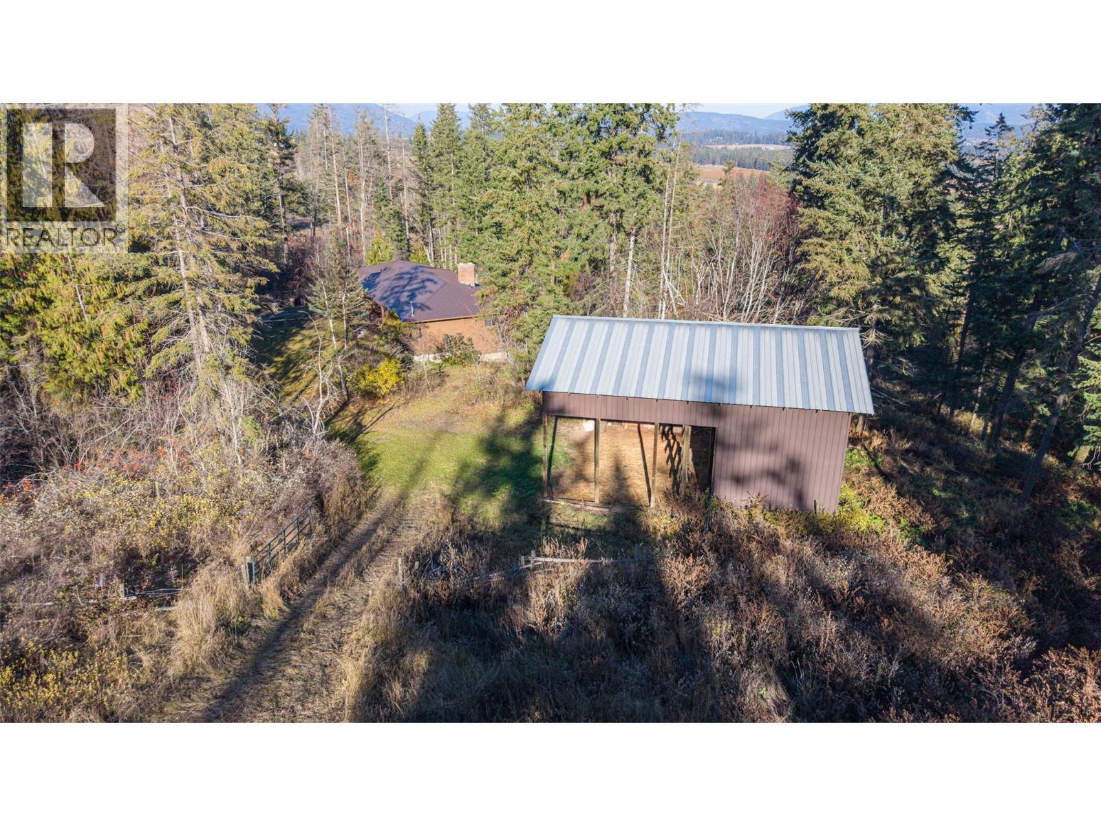  4358 Chamberlain Road, Spallumcheen