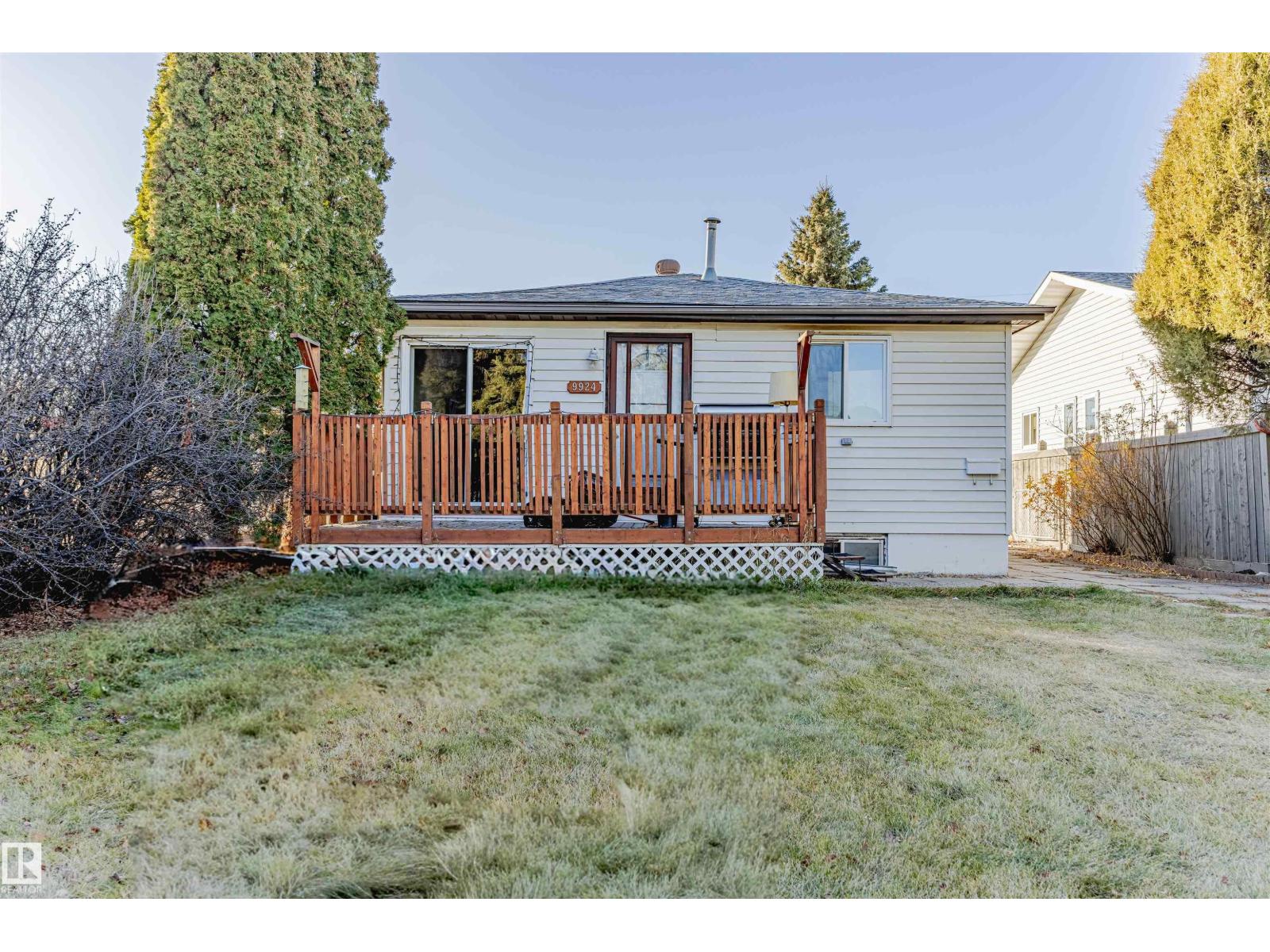9924 160 ST NW, Edmonton