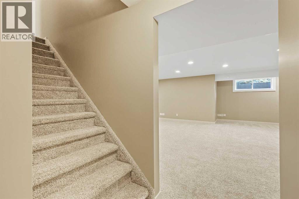 Single Family House for Sale in  Springbank Boulevard SW Springbank Hill Calgary 