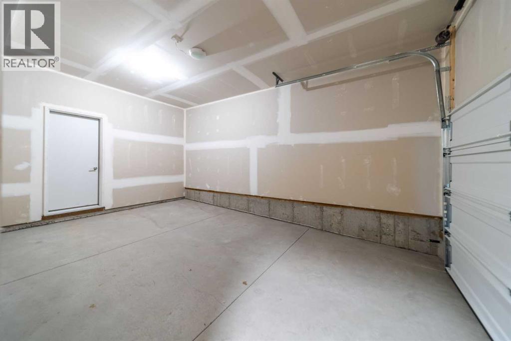 Single Family House for Sale in  Sovereign Common SW Shaganappi Calgary 