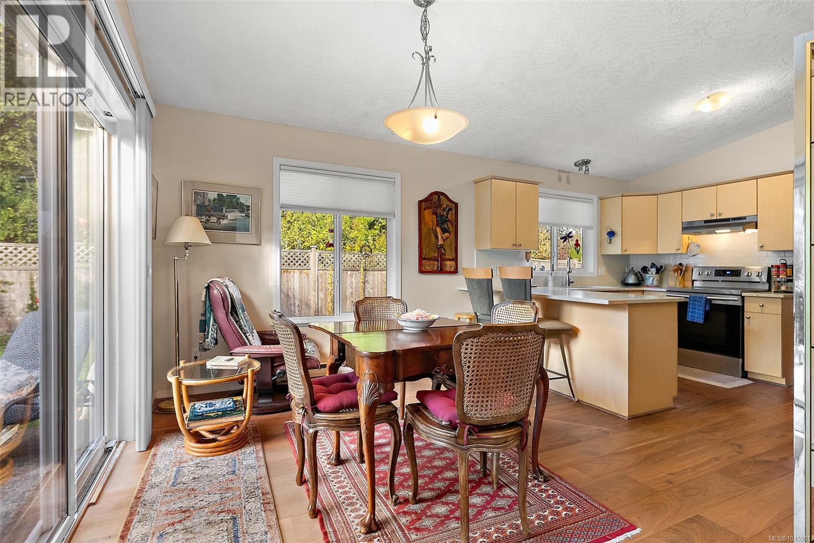 87 7570 Tetayut Rd, Central Saanich