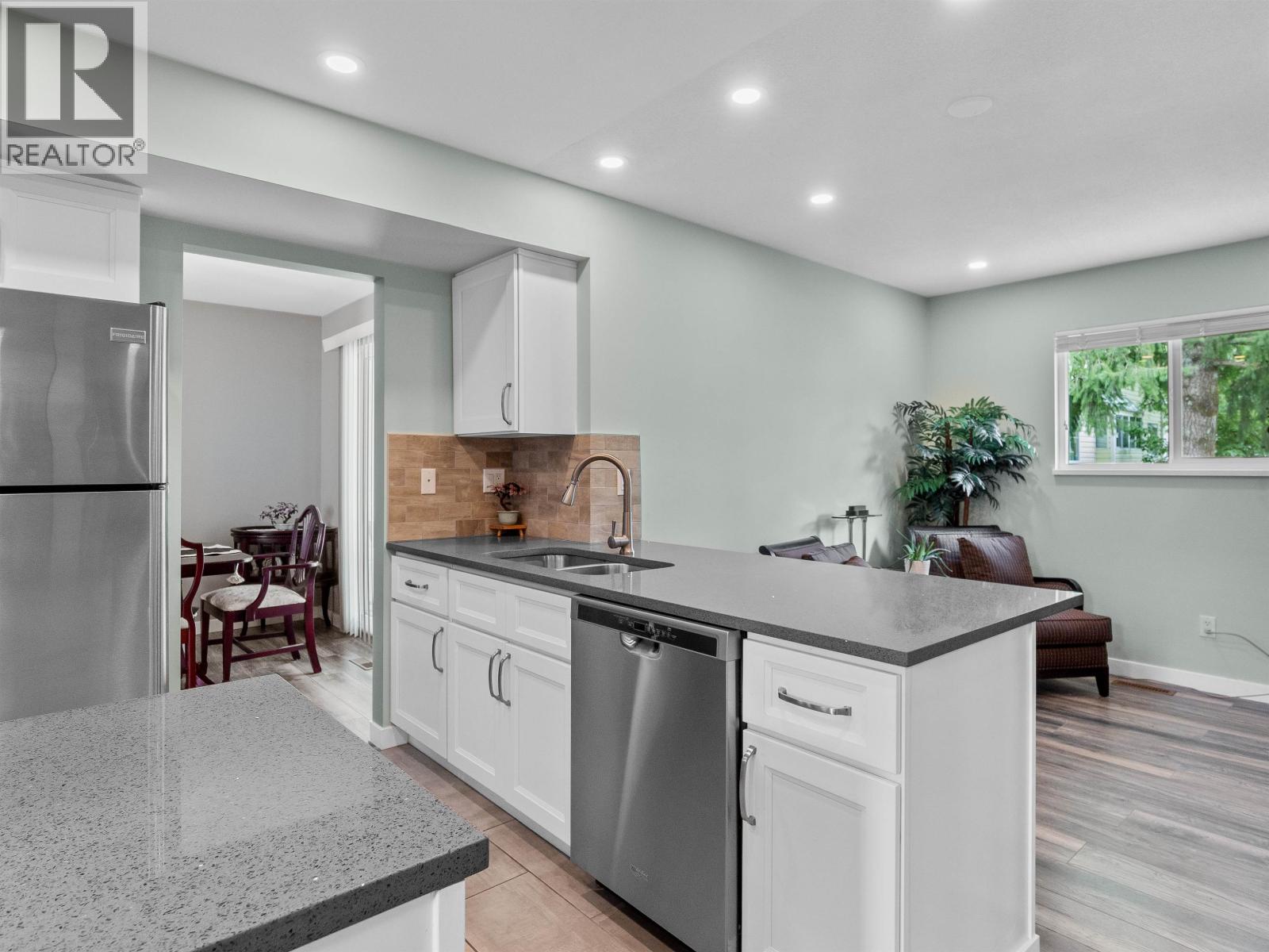 7 3440 COAST MERIDIAN ROAD, Port Coquitlam