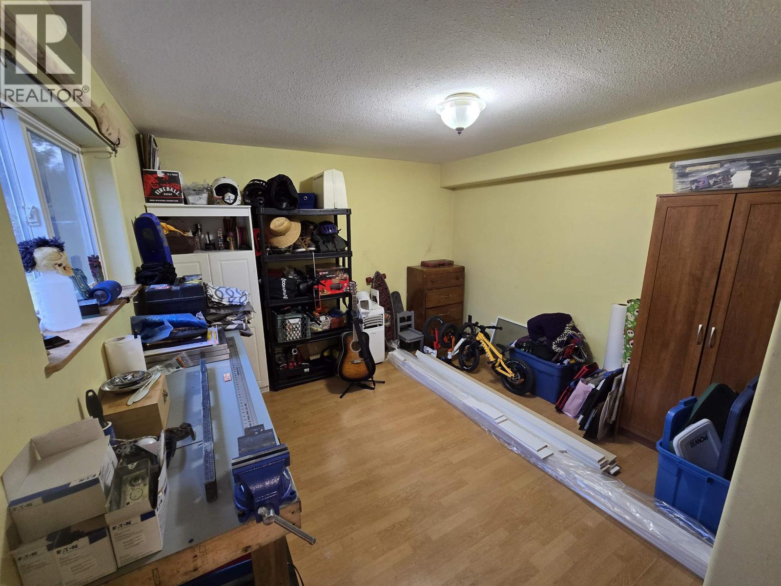 2165 QUEENSWAY DRIVE, Terrace