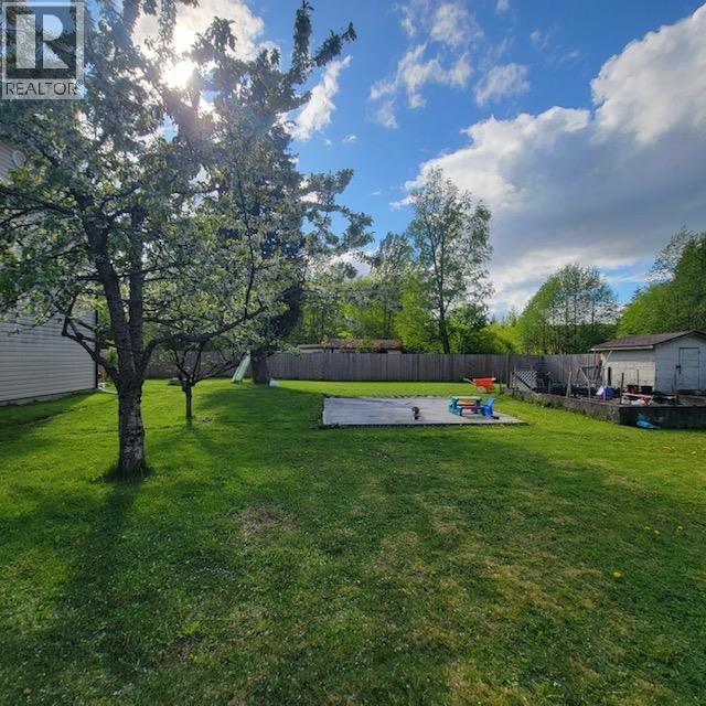 2165 QUEENSWAY DRIVE, Terrace