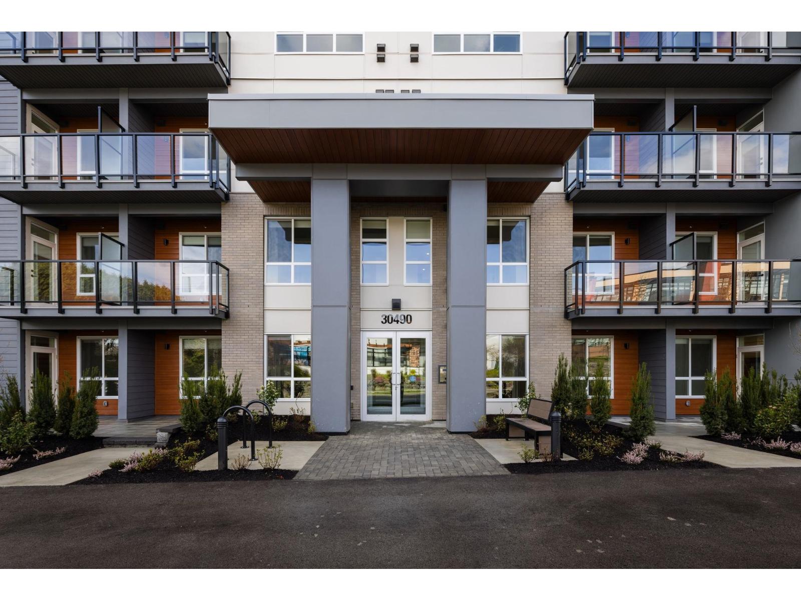 207 30490 CARDINAL AVENUE, Abbotsford