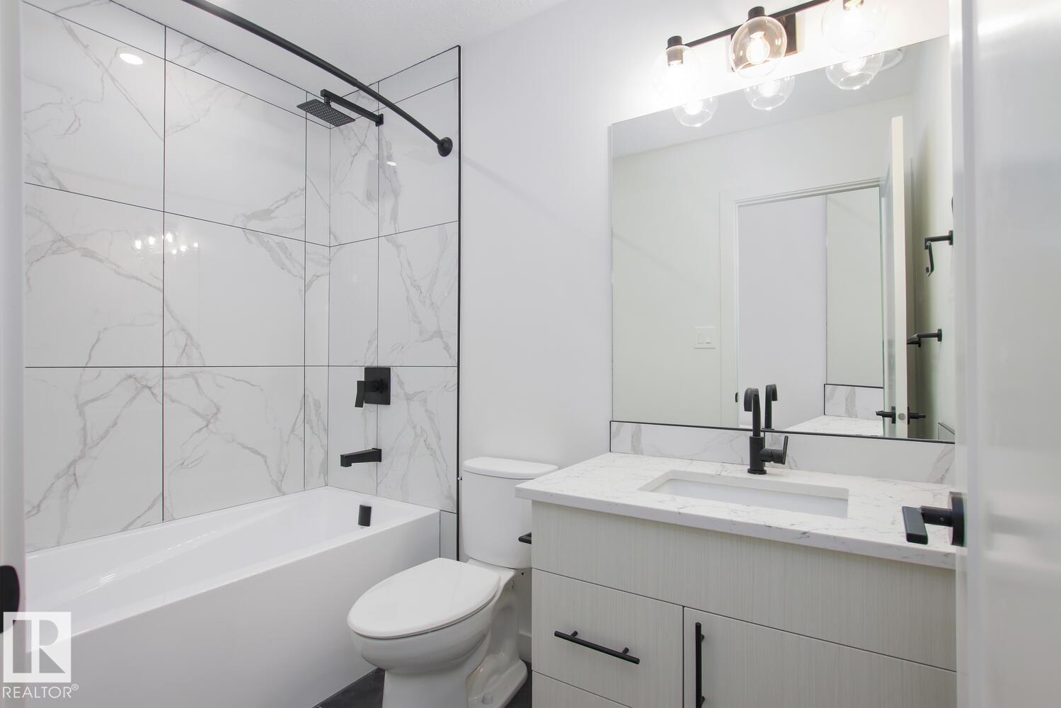 11016 132 ST NW, Edmonton