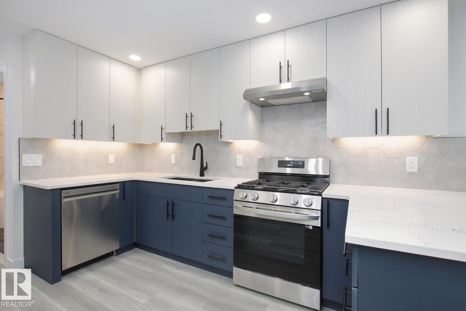 11016 132 ST NW, Edmonton